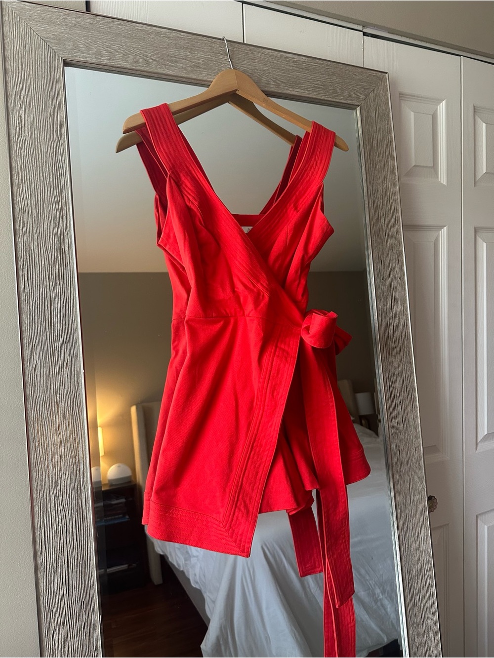 ALEXIS Red Cotton Blend V-Neck Wrap Front Sleeveless Belted Romper Size Small